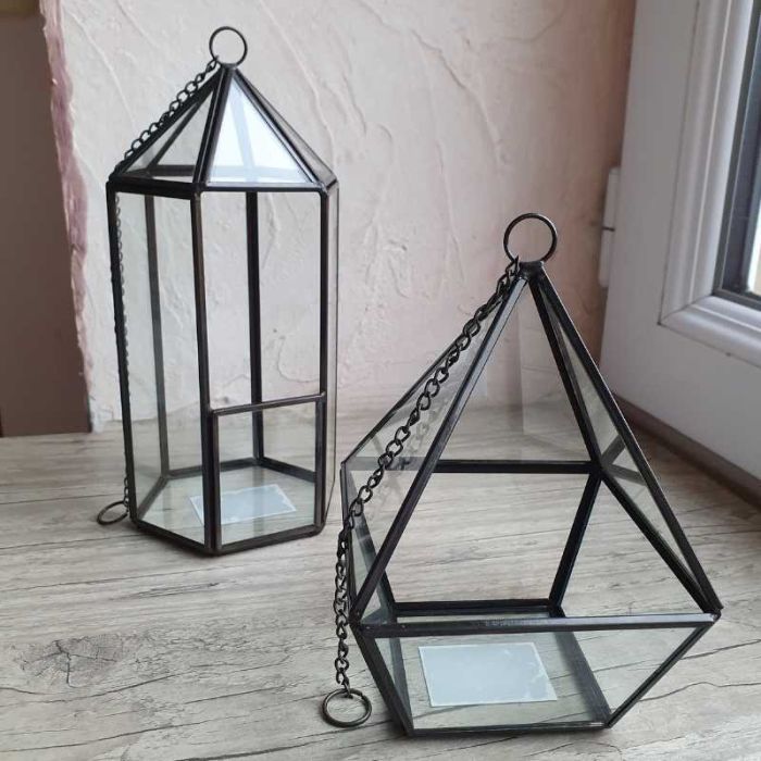 Terrarium géométrique verre et métal noir diamant et lanterne mini serre suspendue