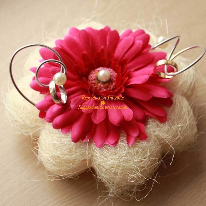 Porte alliance grosse fleur fuchsia