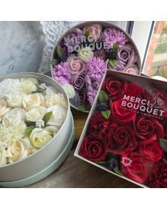 Fleurs de savon en boite